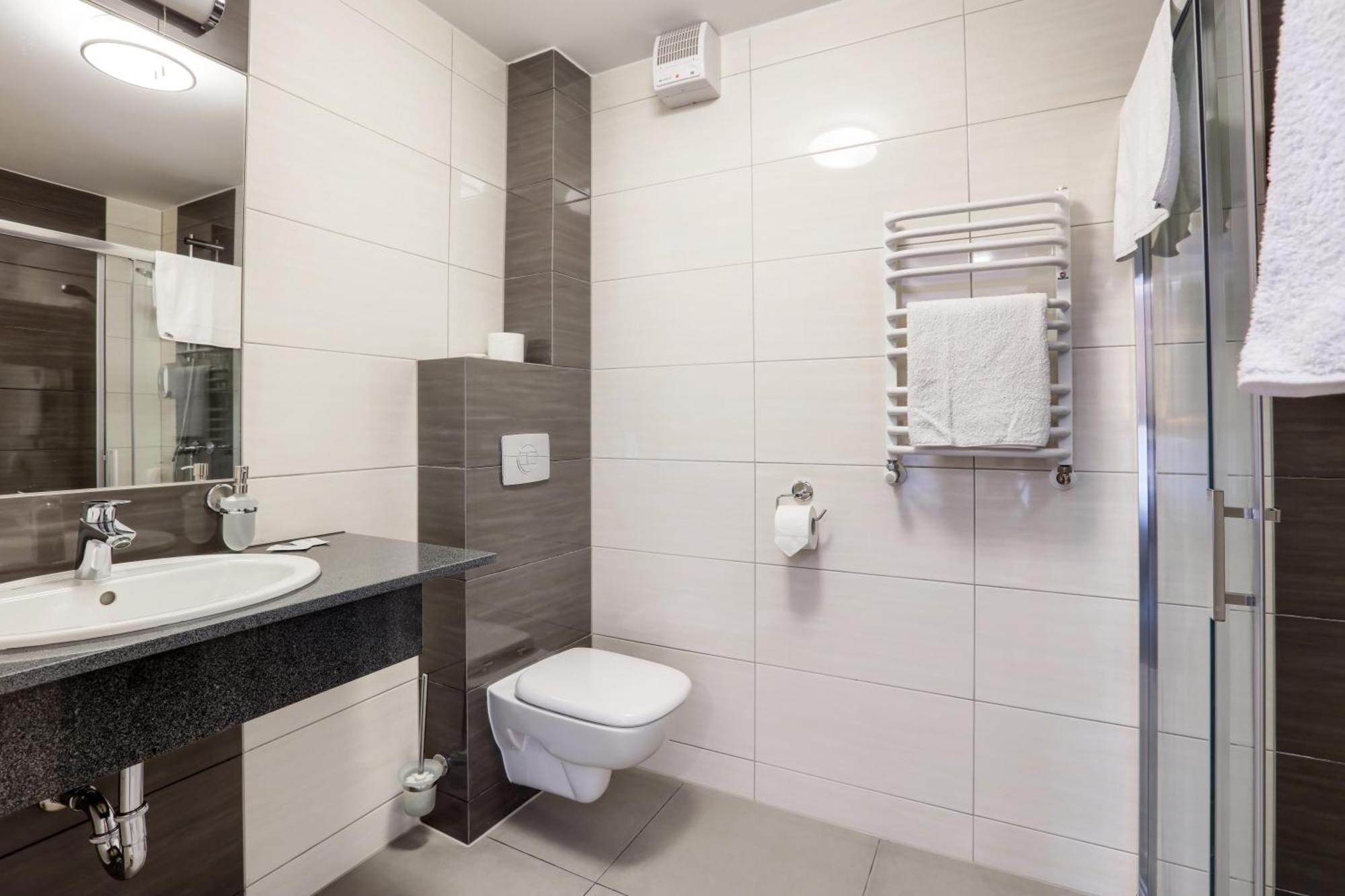 Hotel Weneda Opole Kamer foto