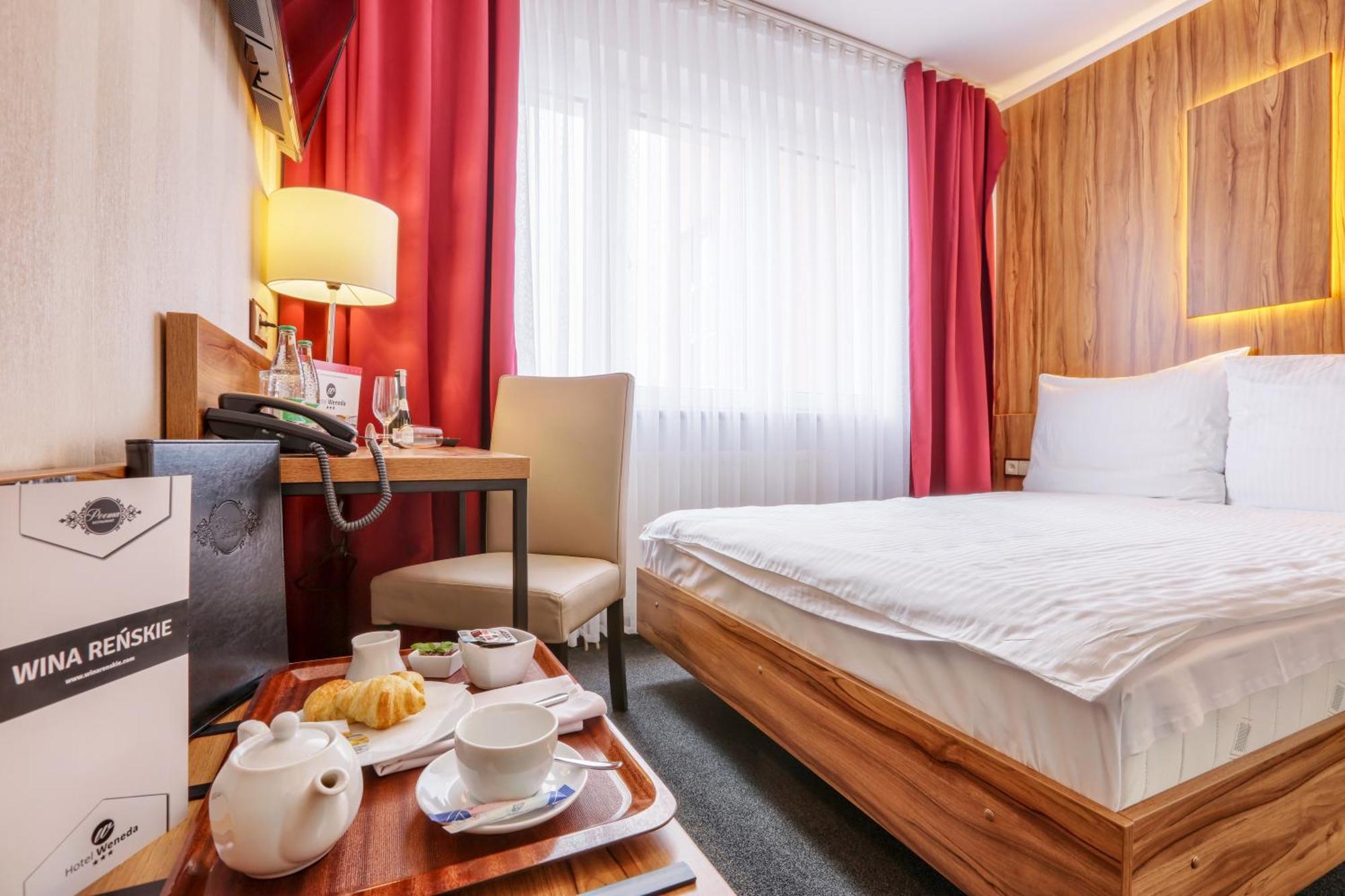 Hotel Weneda Opole Buitenkant foto