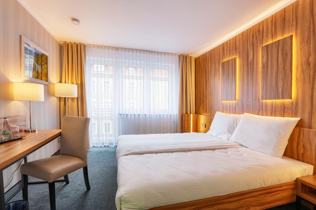 Hotel Weneda Opole Kamer foto